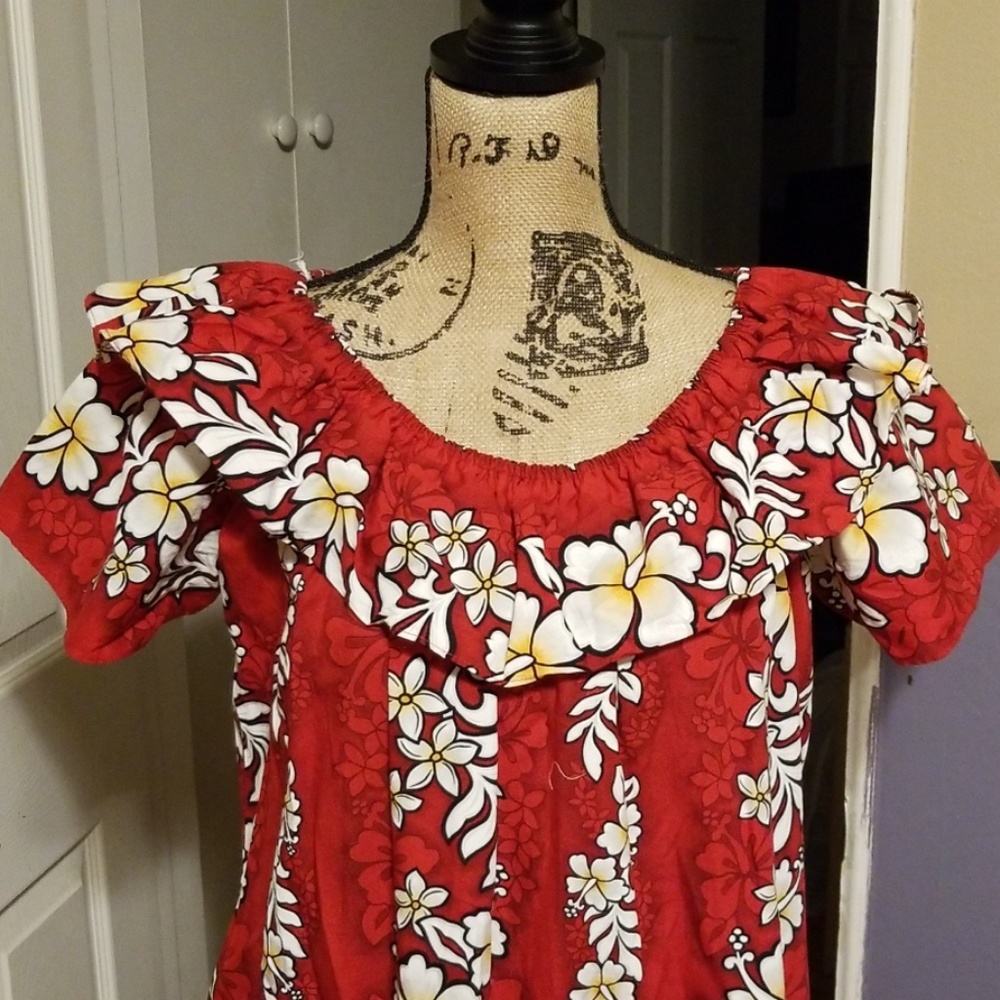 Hawaiian Muumuu